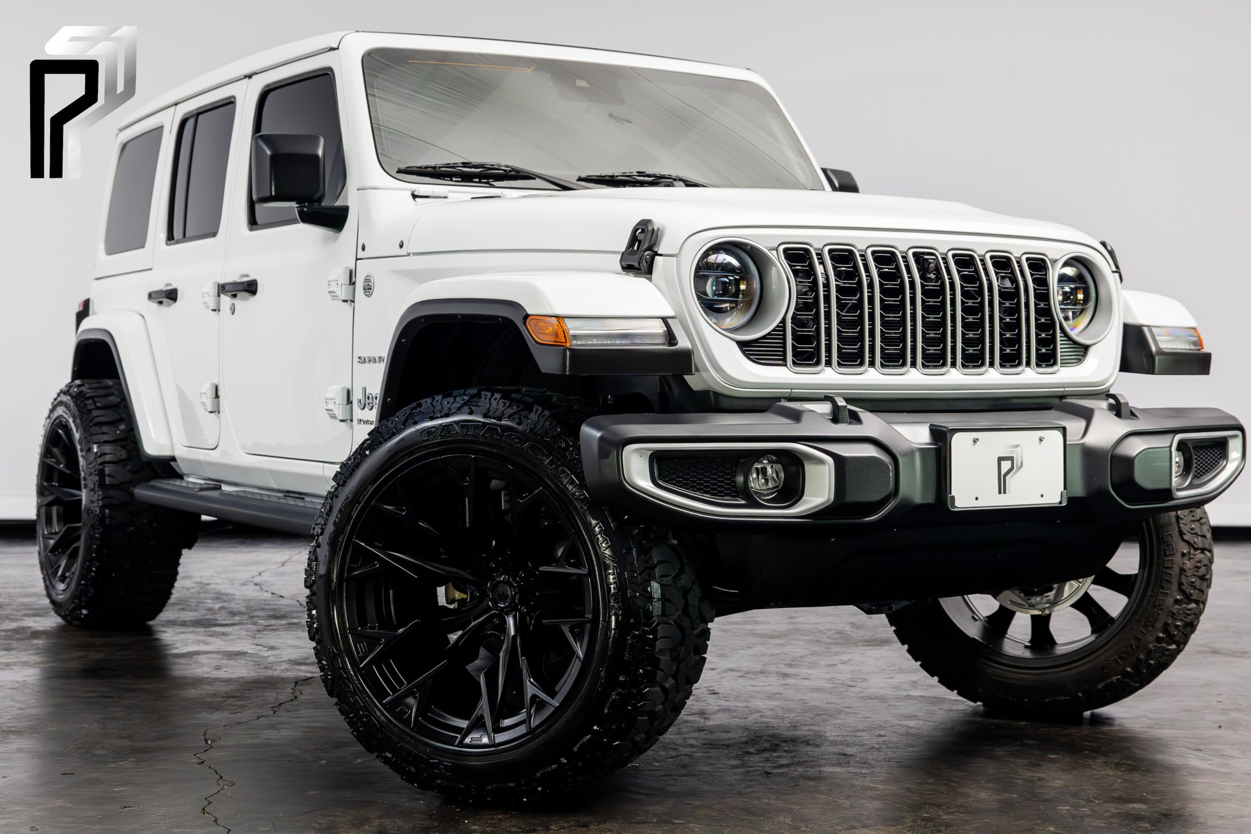 2024 Jeep Wrangler Sahara's photo