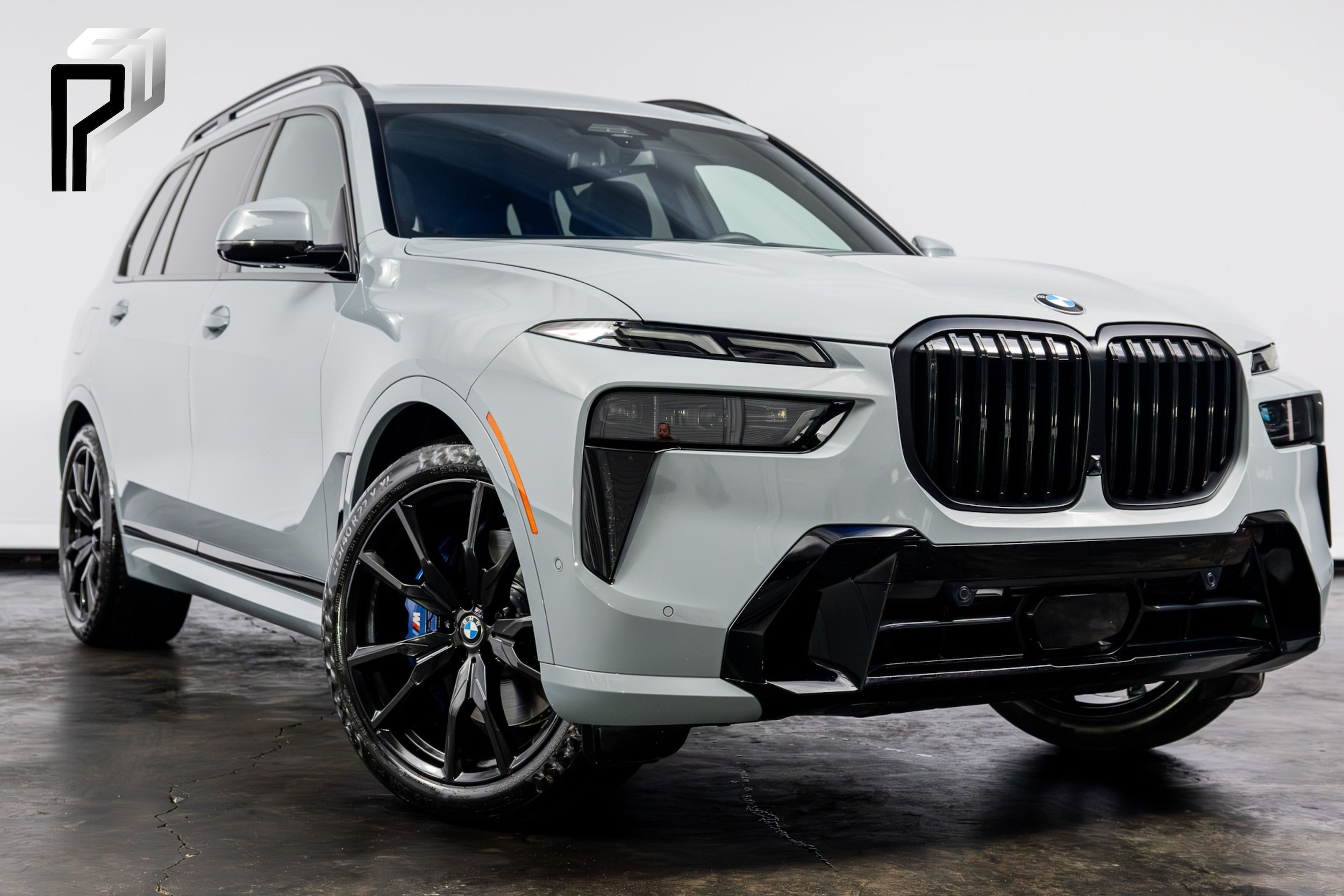 2024 BMW X7 xDrive40i's photo
