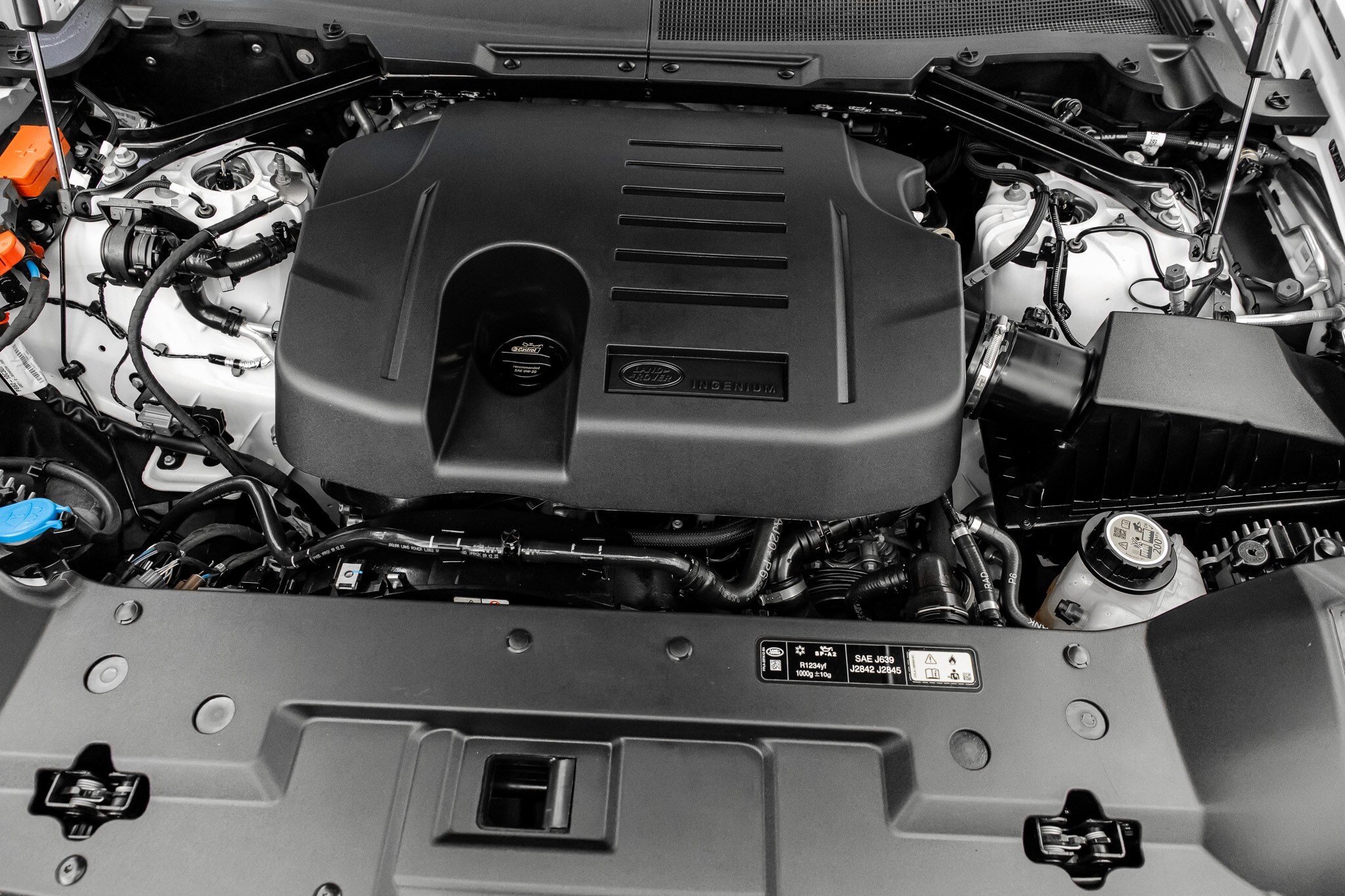 2023 Land Rover Defender X-Dynamic SE - Photo 25
