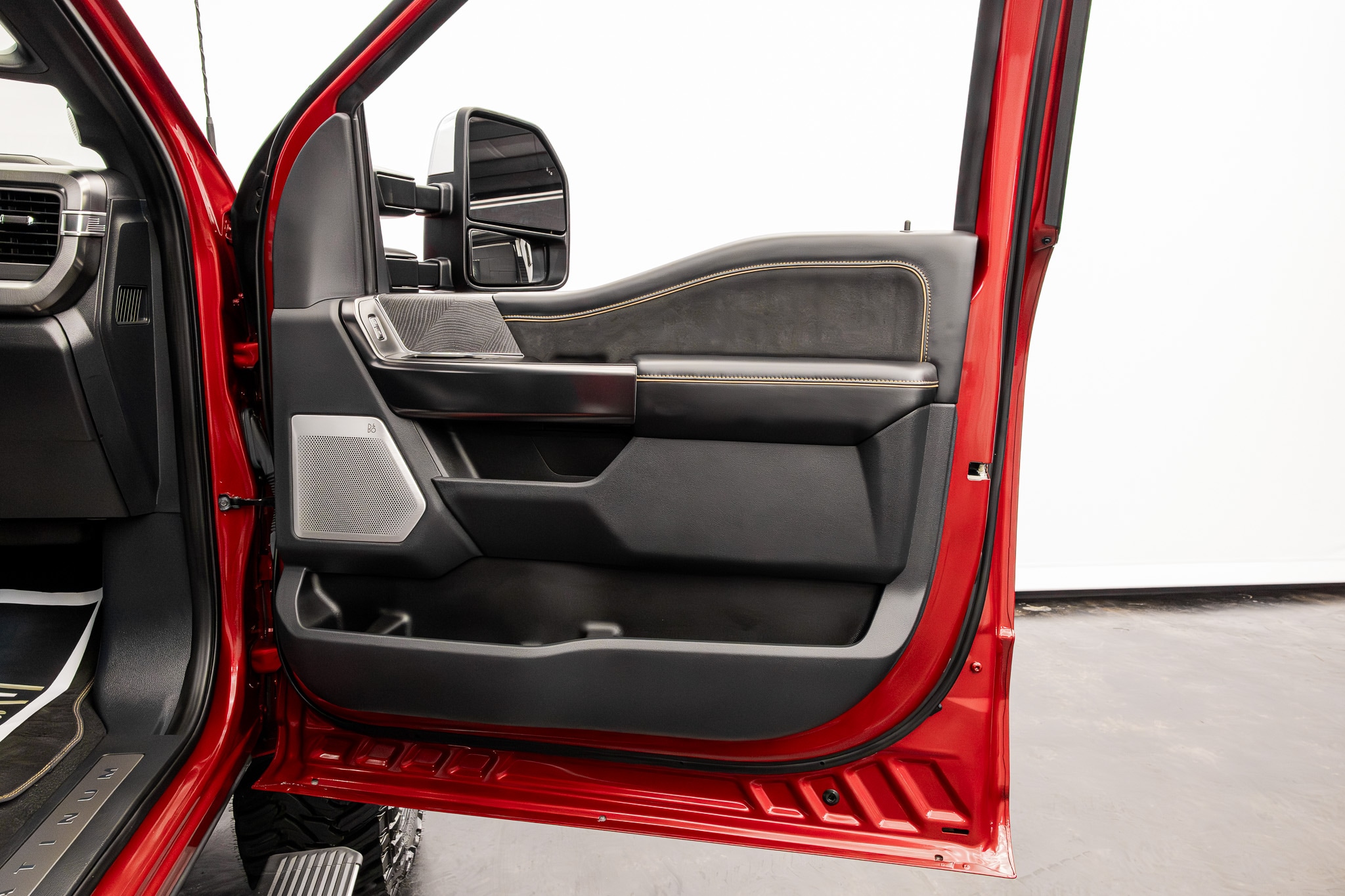 2024 Ford F-250 Super Duty Platinum - Photo 35