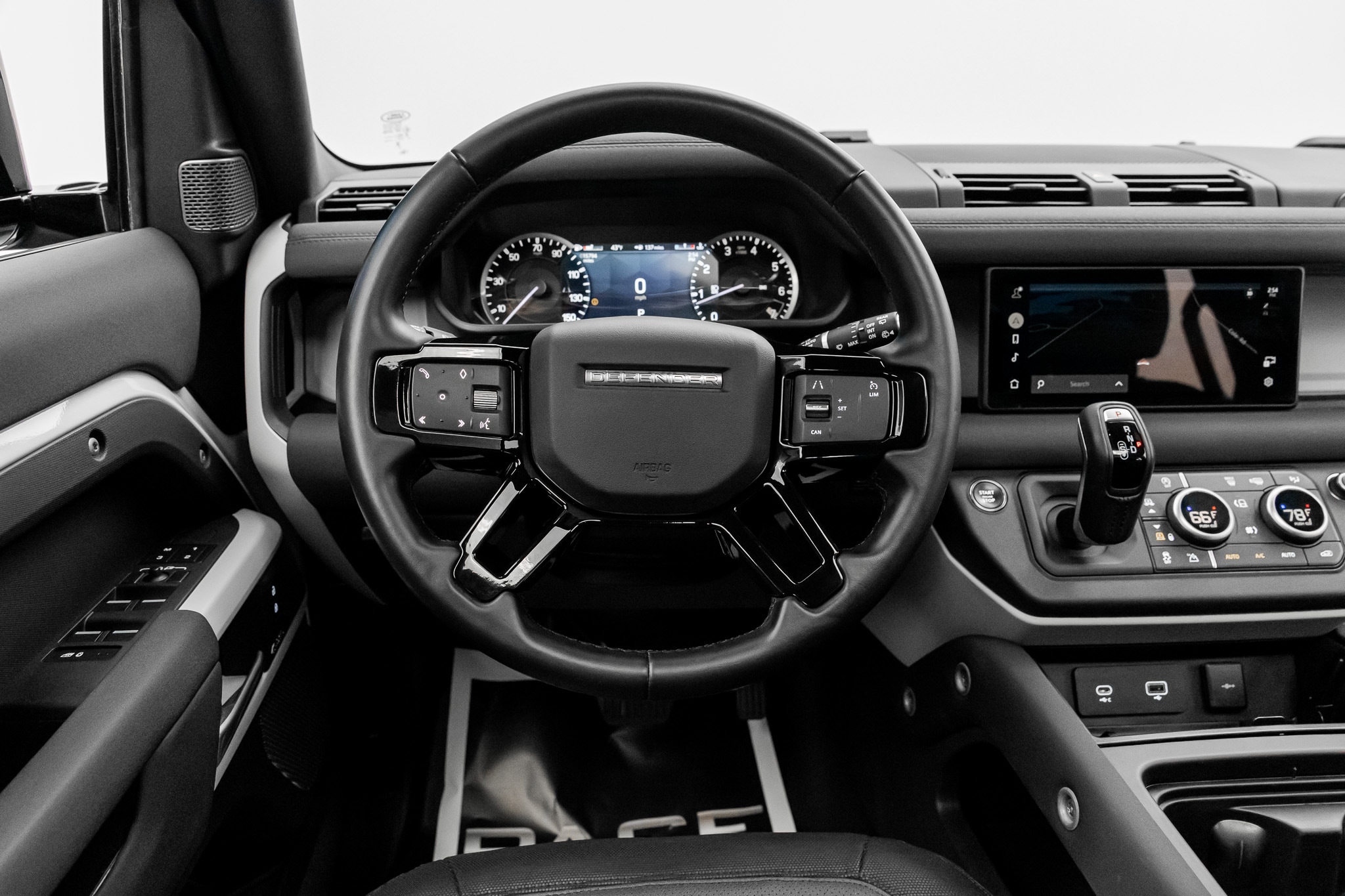 2023 Land Rover Defender X-Dynamic SE - Photo 38