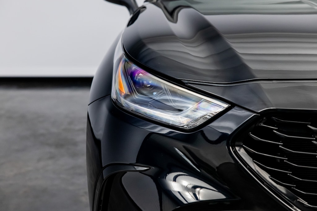 Used 2023 Toyota Highlander XSE SUV