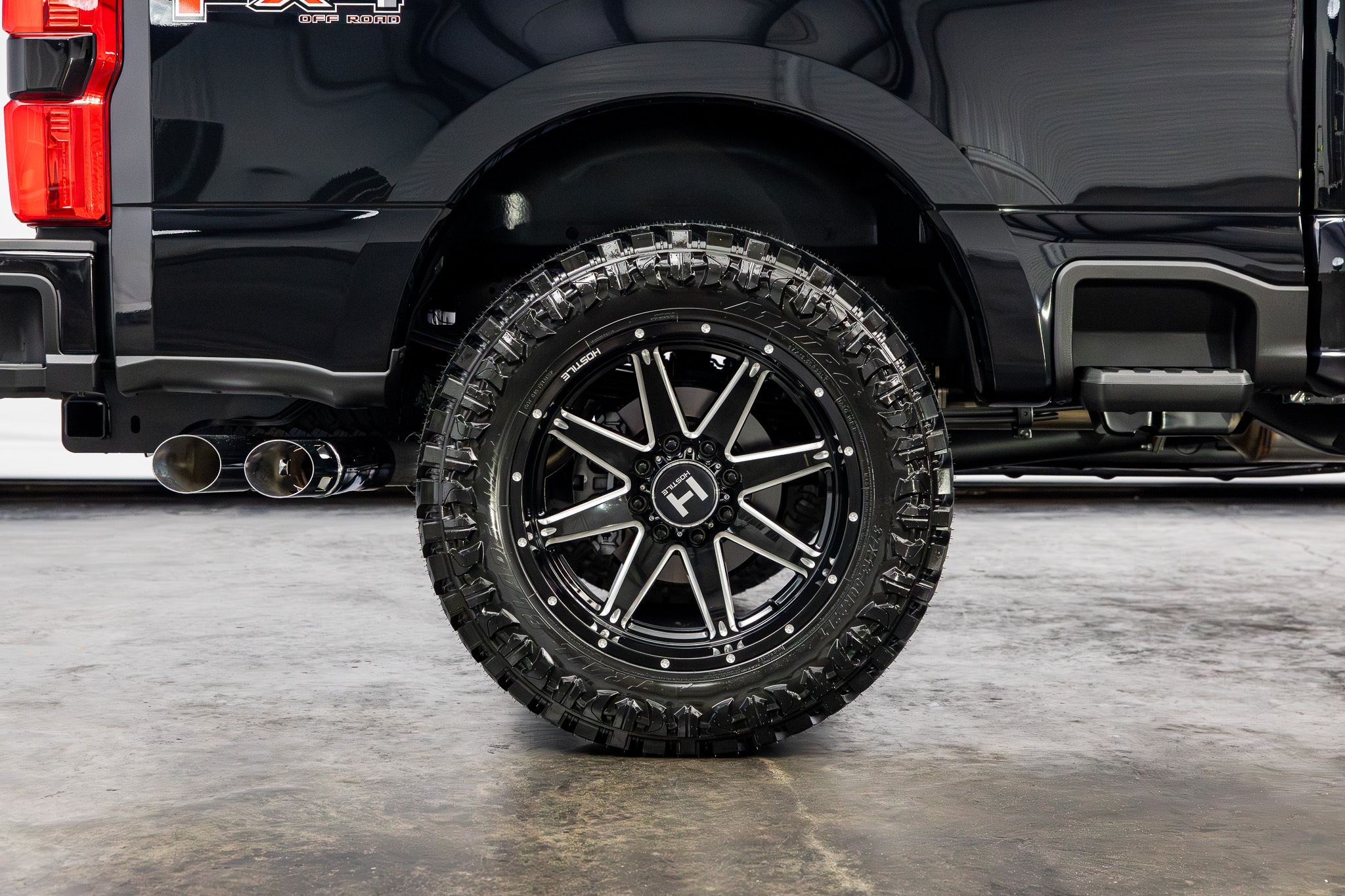 2025 Ford F-250 Super Duty Platinum - Photo 28