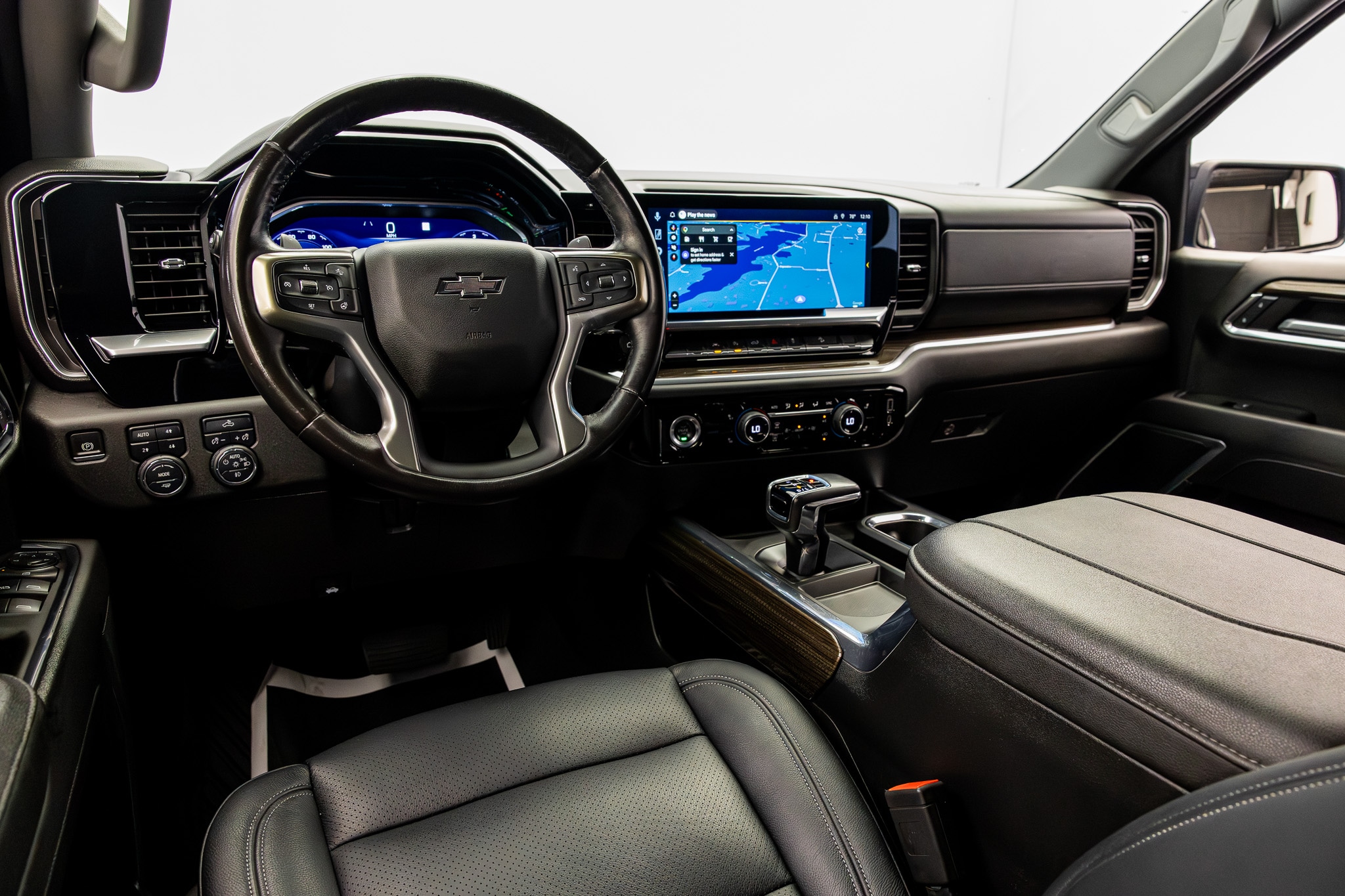 2023 Chevrolet Silverado 1500 RST - Photo 40