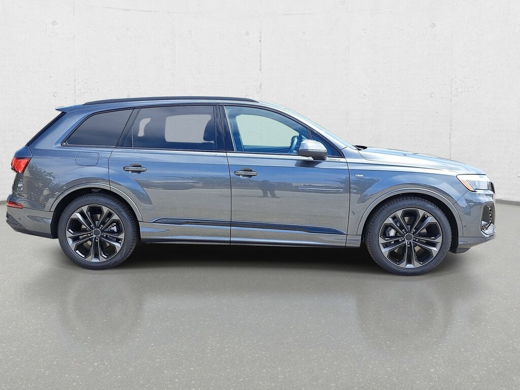 New 2026 Audi Q7 S line 55 Premium SUV