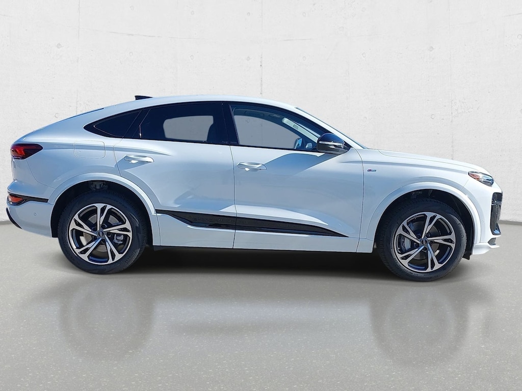 New 2027 Audi Q6 e-tron Premium SUV
