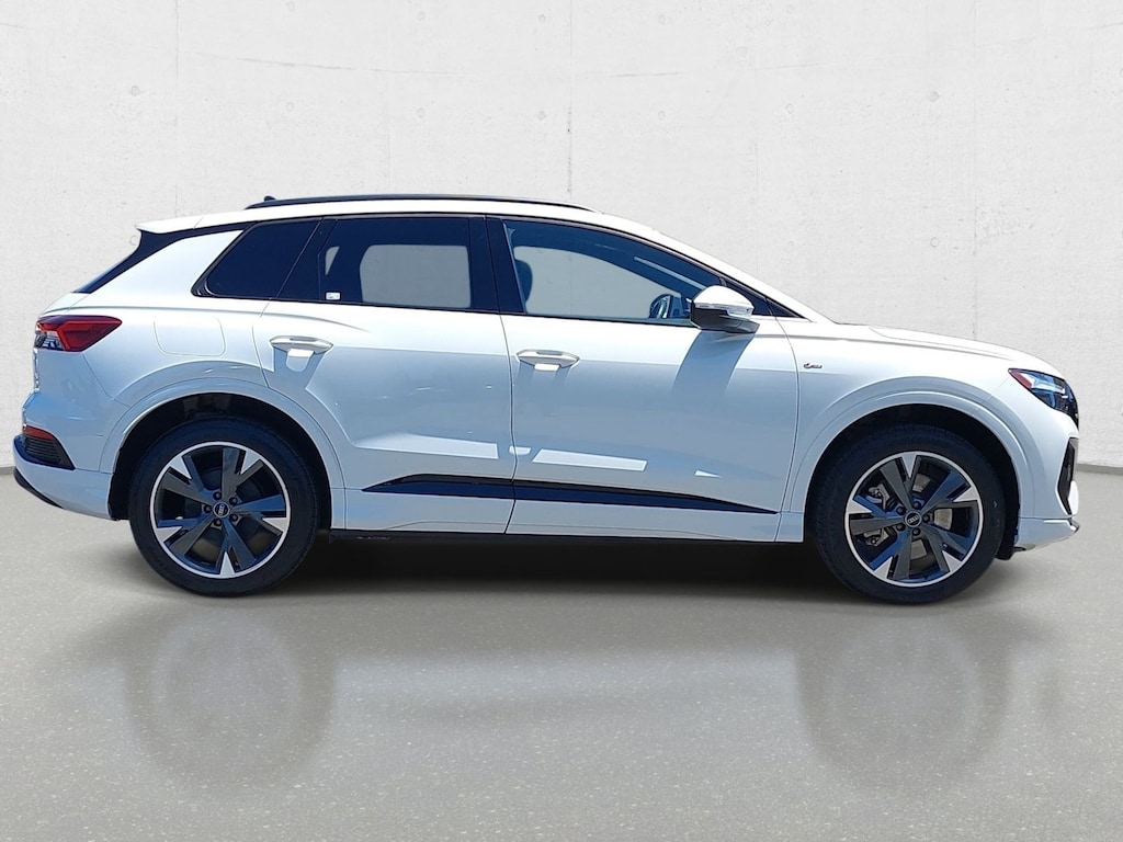 Certified 2023 Audi Q4 e-tron Premium SUV
