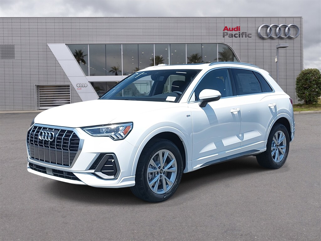 New 2025 Audi Q3 Premium SUV