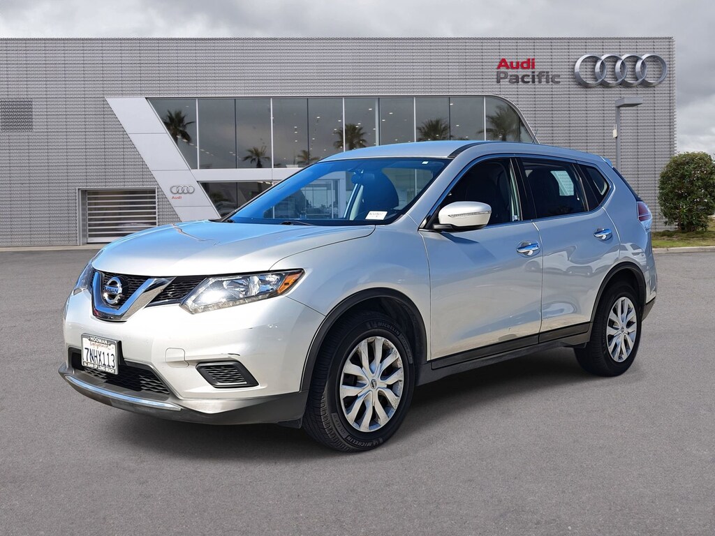 Used 2015 Nissan Rogue S SUV