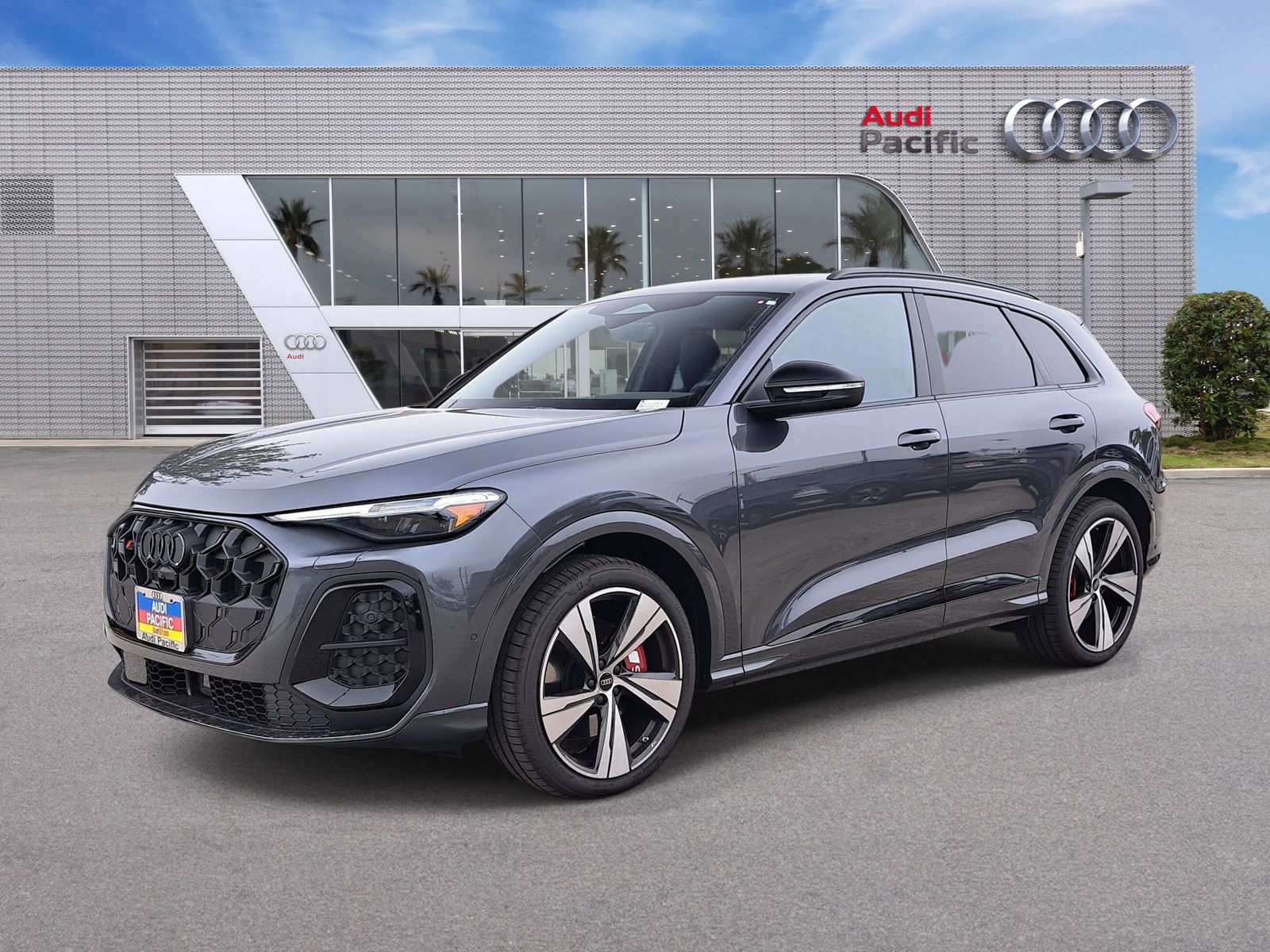2025 Audi SQ5