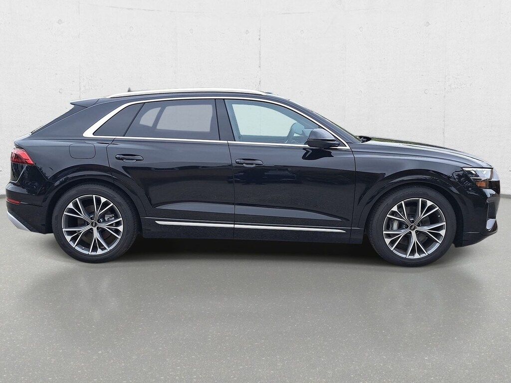New 2026 Audi Q8 55 Premium SUV