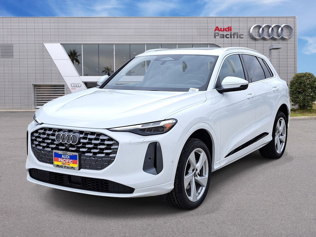 New 2026 Audi Q5 2.0T Premium SUV