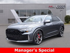 2025 Audi RS Q8 4.0T performance SUV