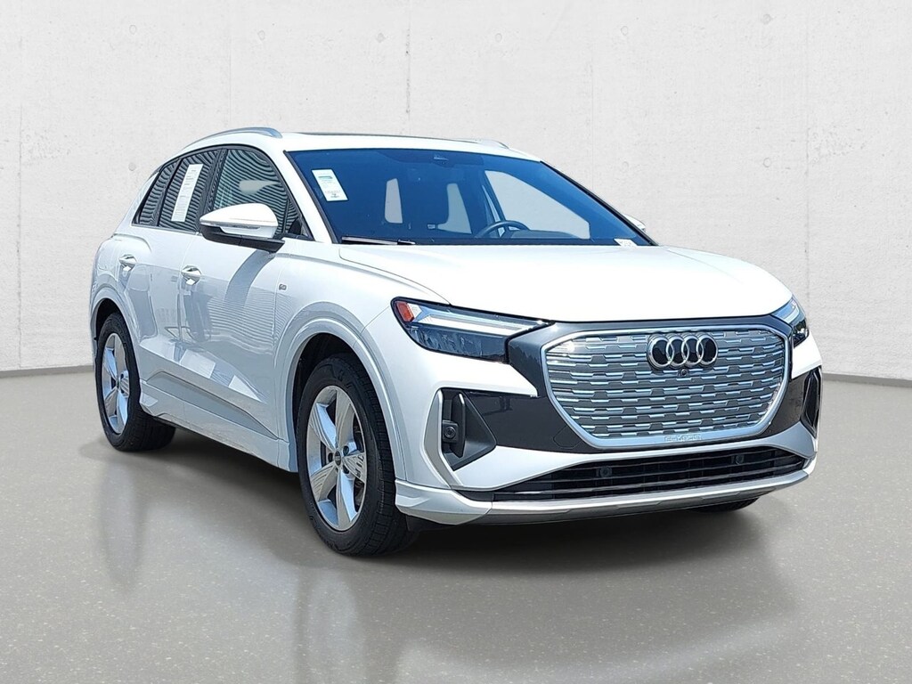 Used 2025 Audi Q4 e-tron Premium SUV