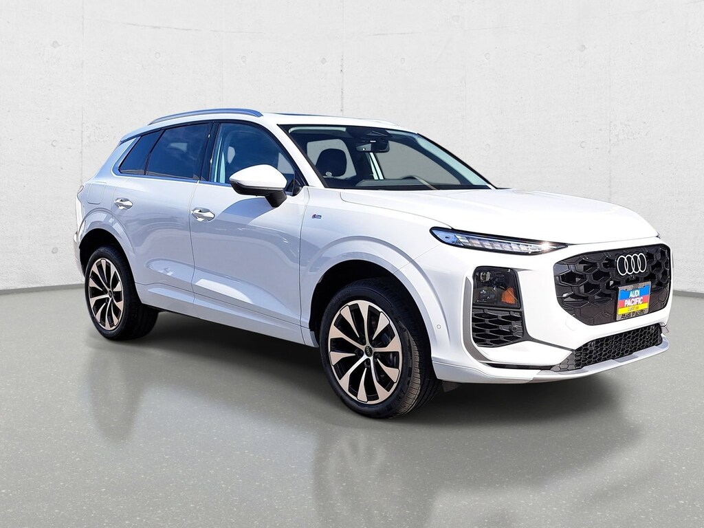 New 2026 Audi Q3 S line SUV