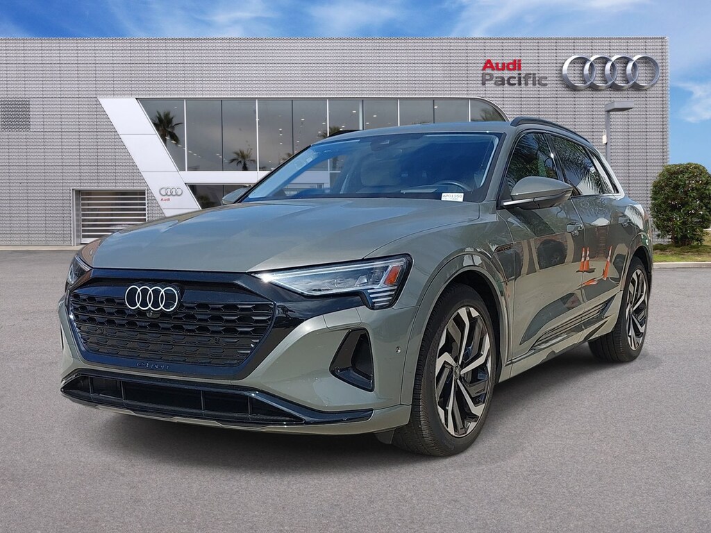 Used 2024 Audi Q8 e-tron Prestige SUV