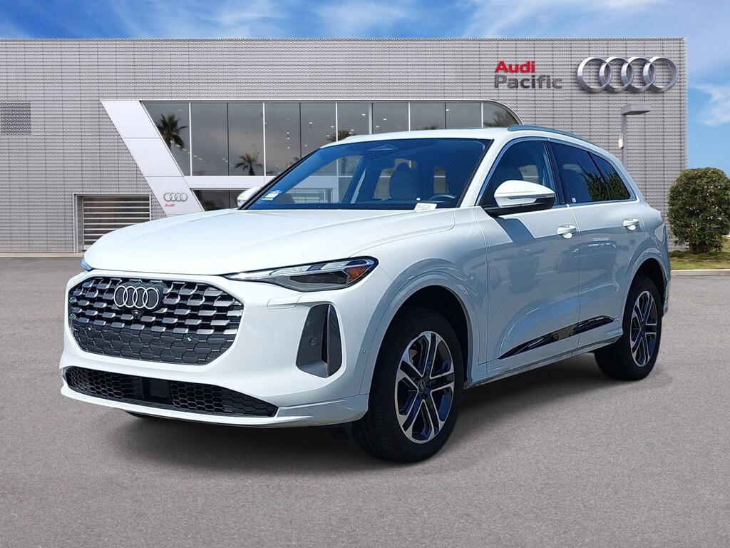 Certified 2025 Audi Q5 2.0T Premium SUV