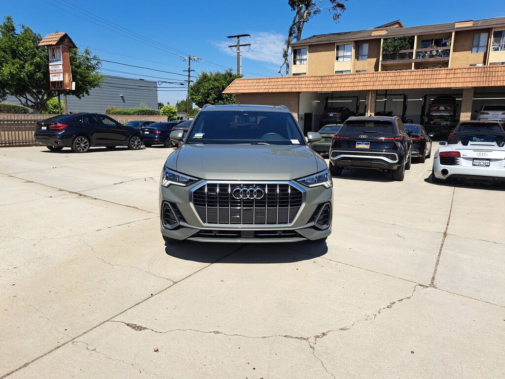 Certified 2025 Audi Q3 Premium SUV