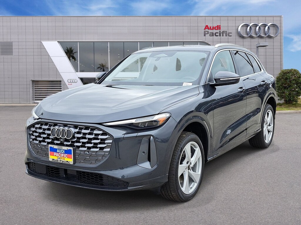 New 2026 Audi Q5 2.0T Premium SUV