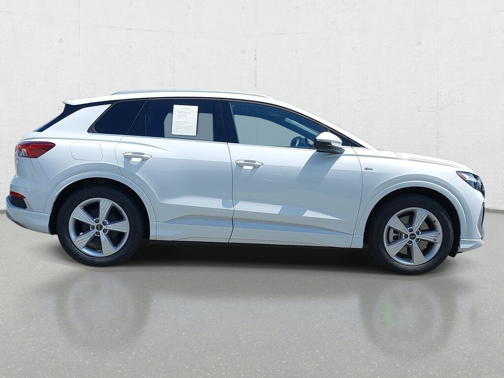 Used 2025 Audi Q4 e-tron Premium SUV