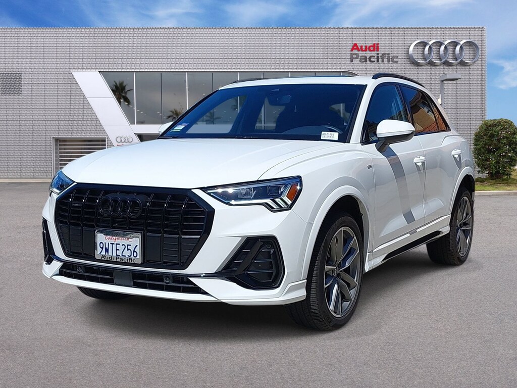 Certified 2025 Audi Q3 Premium SUV