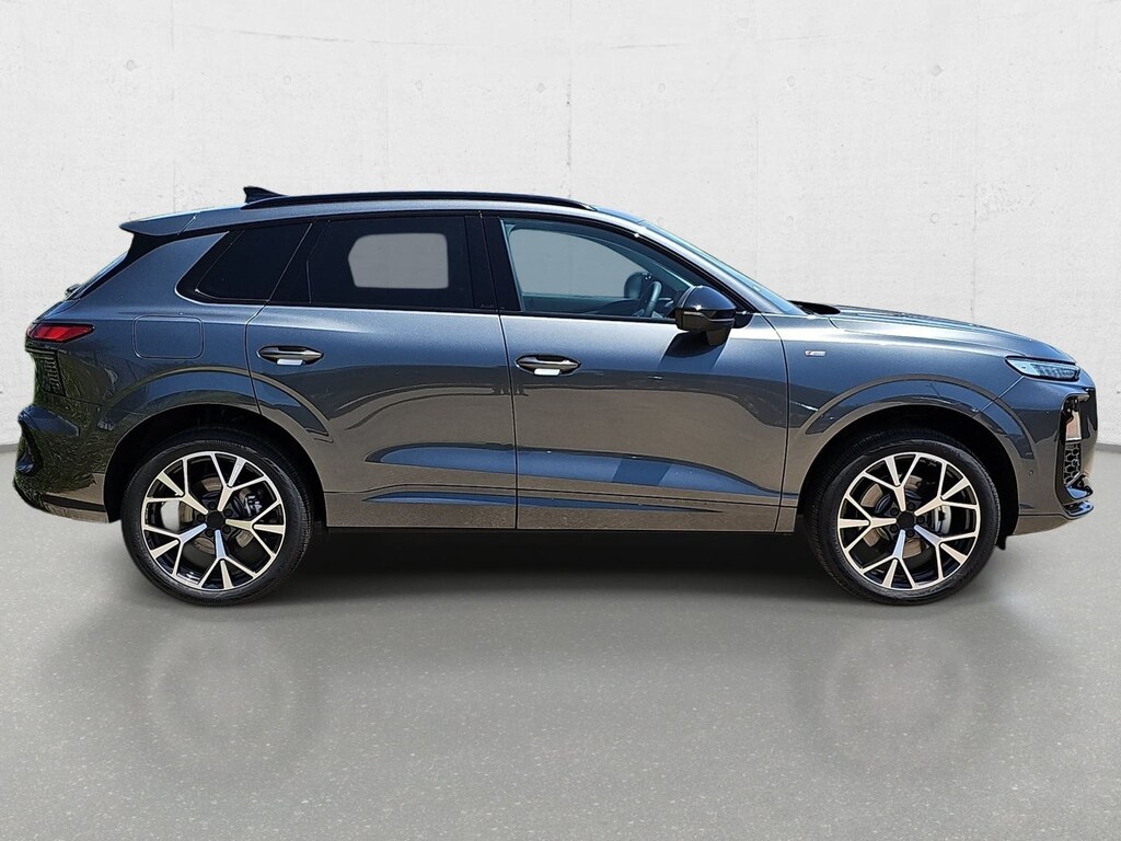 New 2026 Audi Q3 S line SUV
