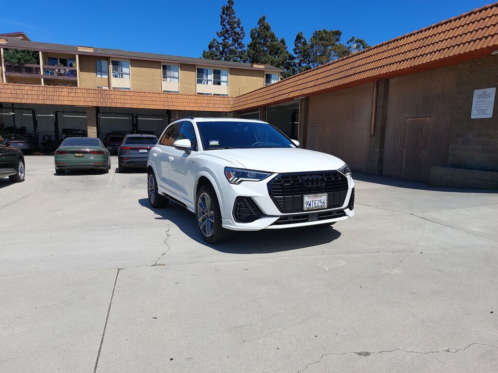 Certified 2025 Audi Q3 Premium SUV