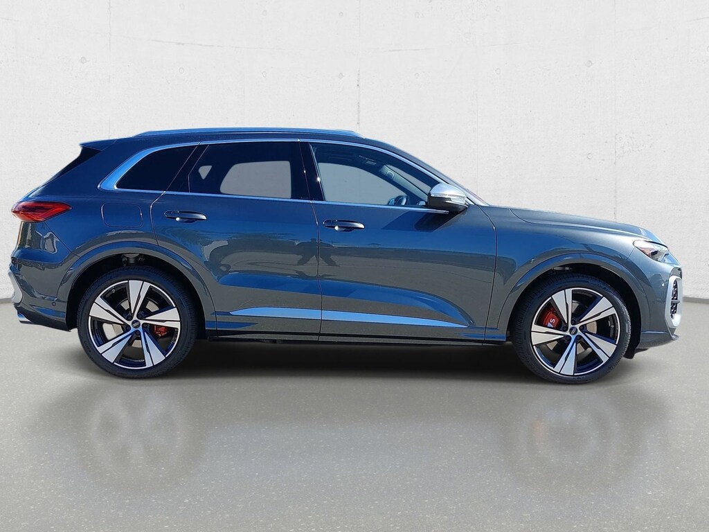 New 2026 Audi SQ5 3.0T Premium SUV