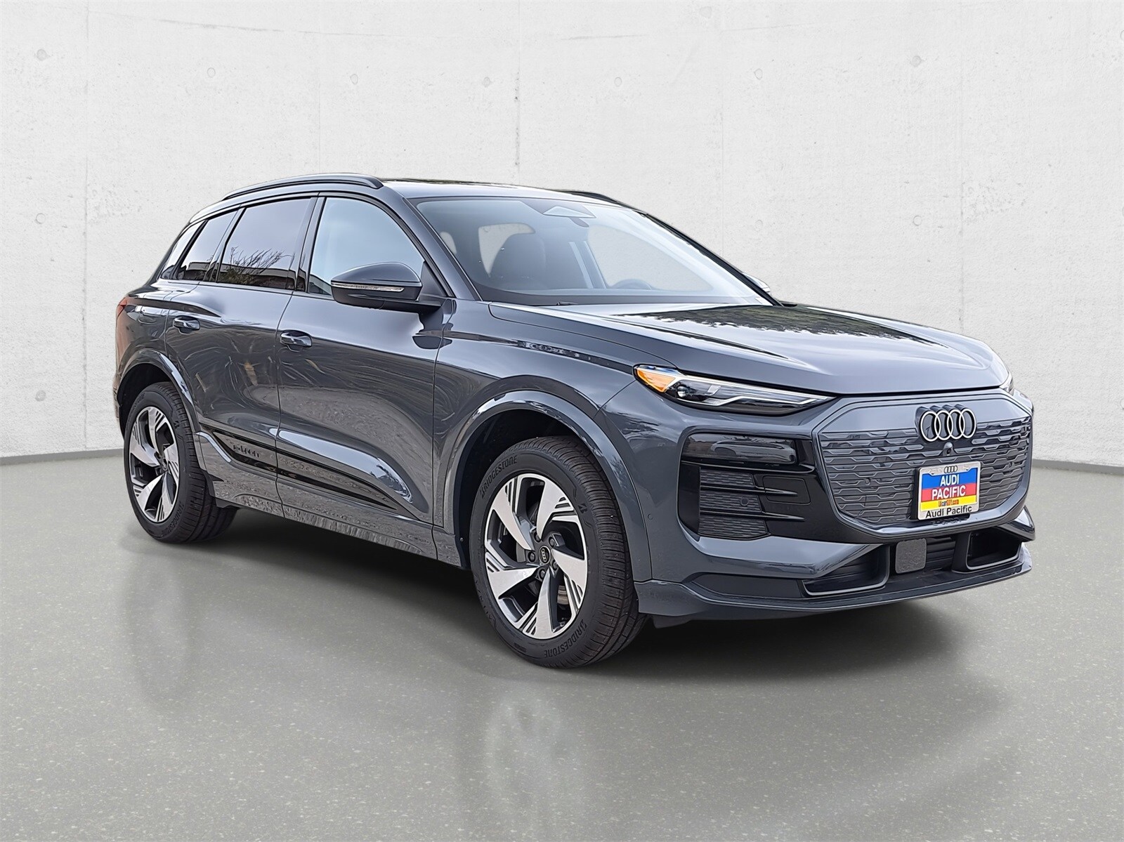 2025 Audi Q6 E-tron Premium photo 3