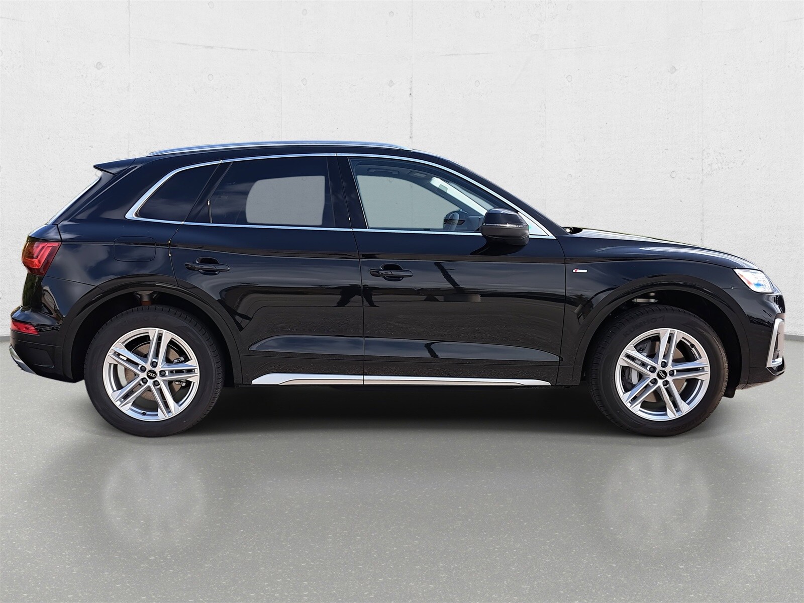 2025 Audi Q5 55 S line Premium Plus photo 4