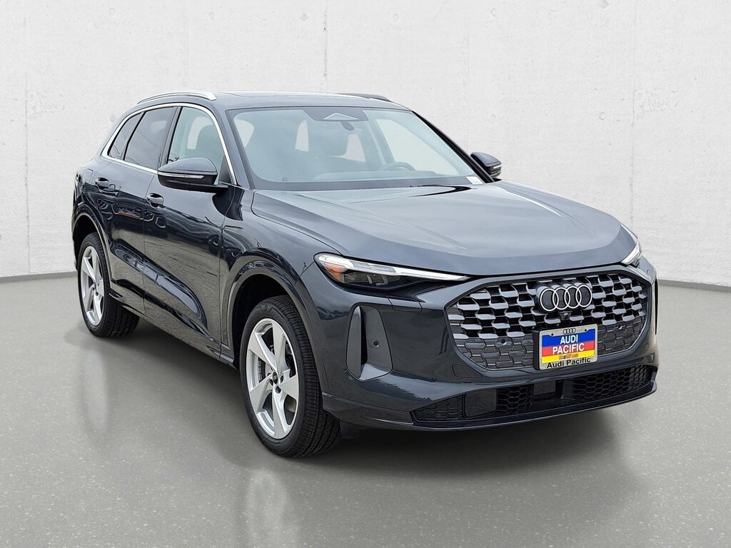 New 2026 Audi Q5 2.0T Premium SUV
