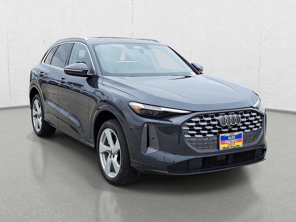 New 2026 Audi Q5 2.0T Premium SUV