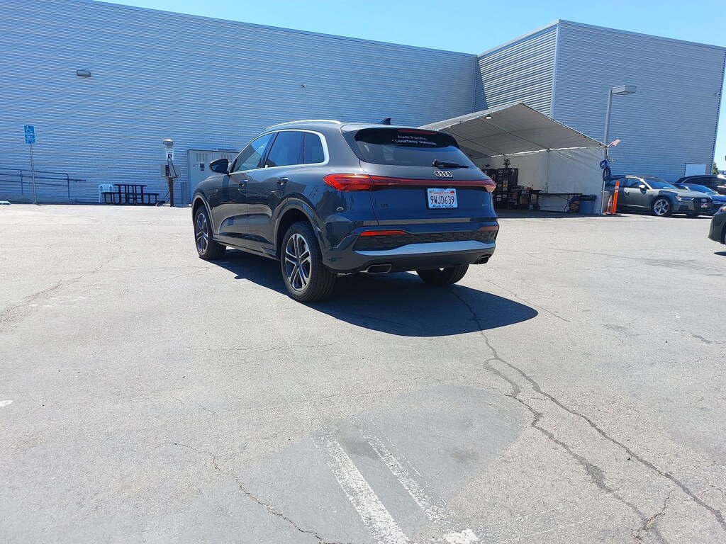 Used 2025 Audi Q5 2.0T Premium SUV