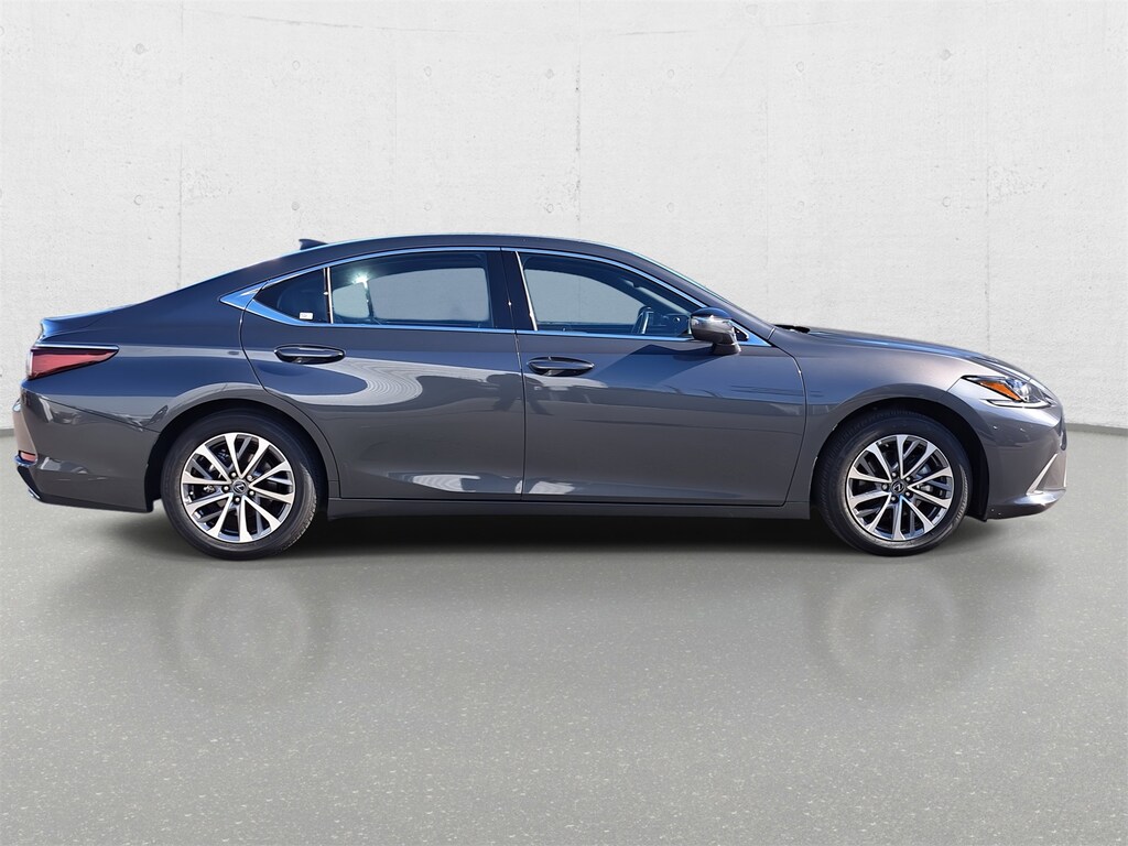 Used 2025 Lexus ES 350 Sedan