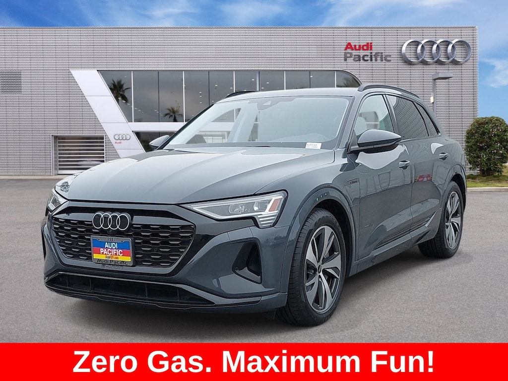 Used 2024 Audi Q8 e-tron Premium SUV