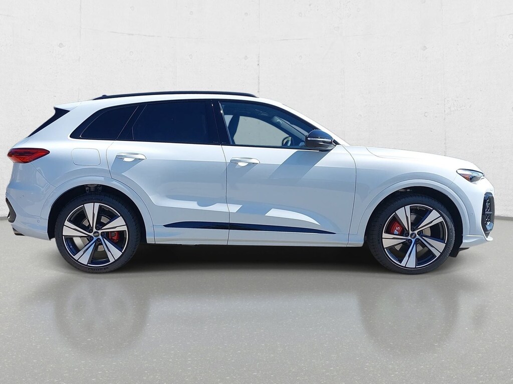 New 2026 Audi SQ5 3.0T Premium SUV