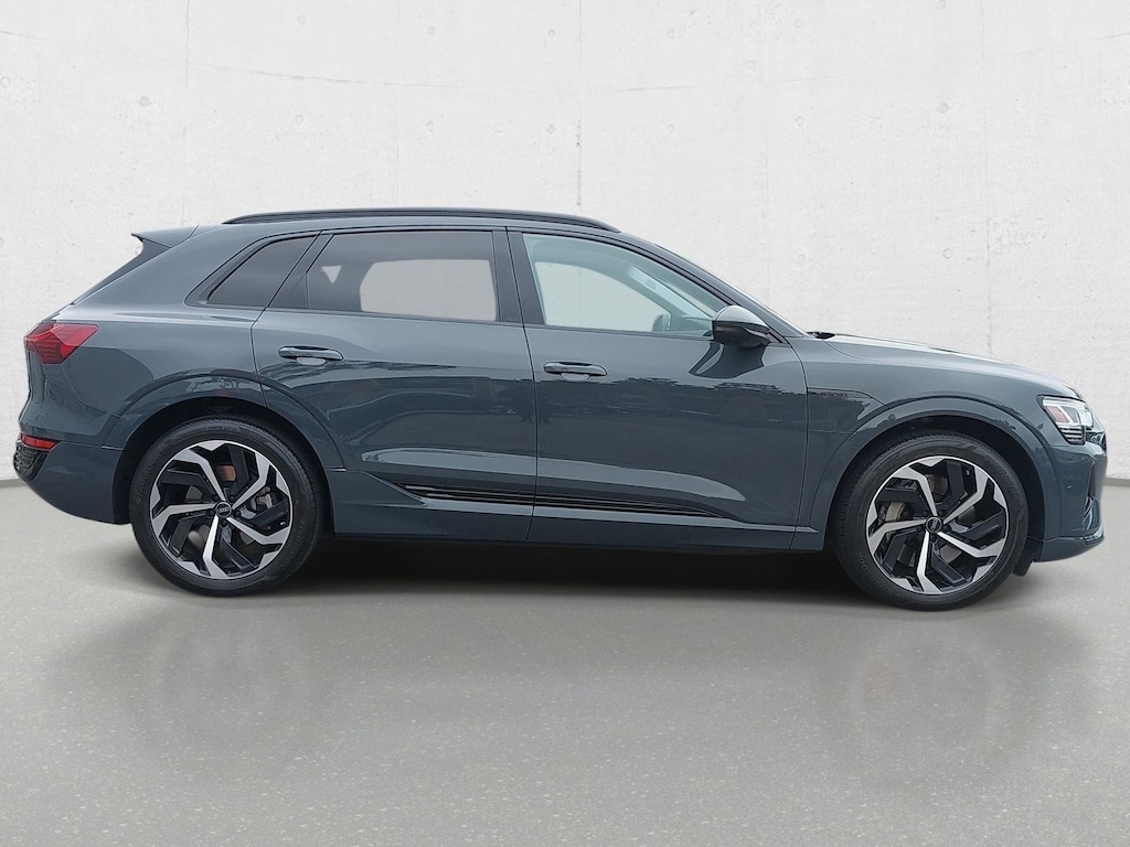 Used 2024 Audi Q8 e-tron Premium Plus SUV