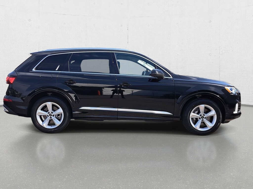 Certified 2023 Audi Q7 45 Premium Plus SUV
