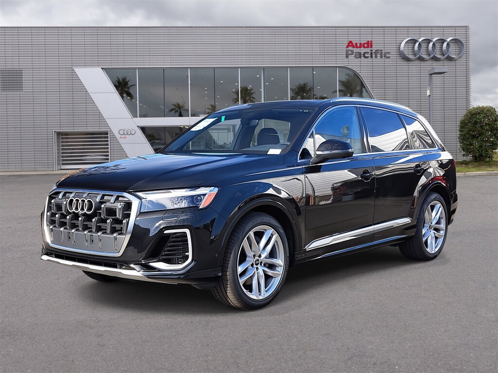 New 2025 Audi Q7 Premium Plus SUV