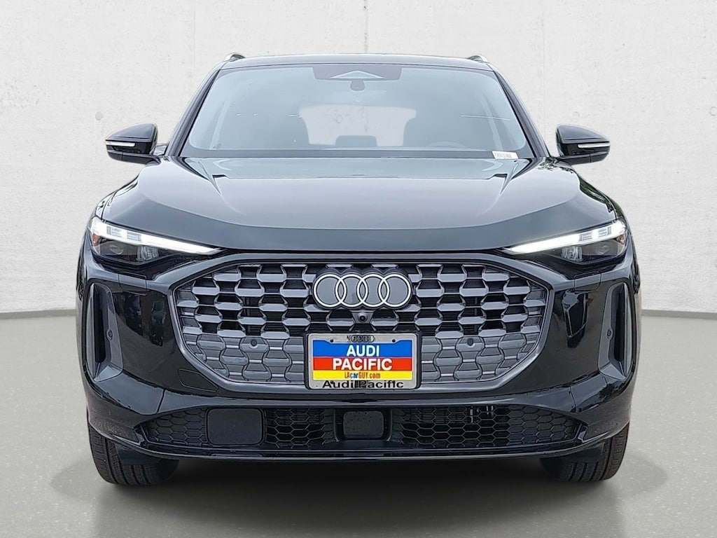 New 2026 Audi Q5 2.0T Premium SUV