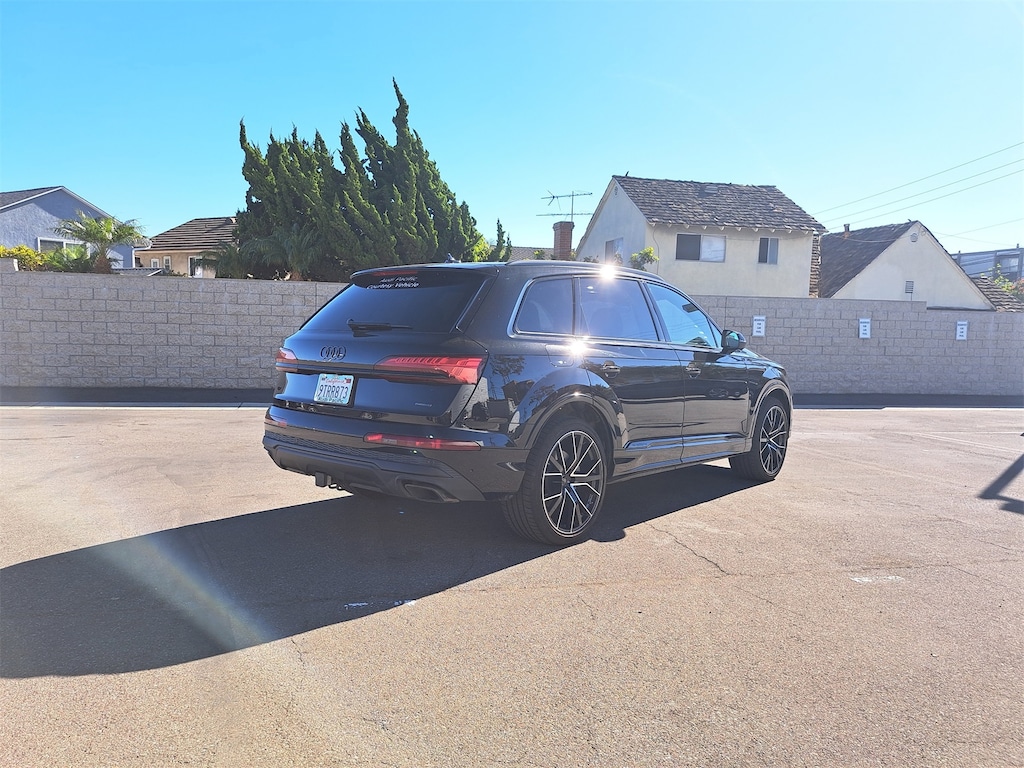 Used 2025 Audi Q7 55 Premium Plus SUV
