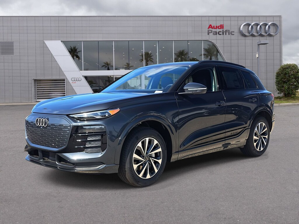 New 2025 Audi Q6 e-tron Premium SUV