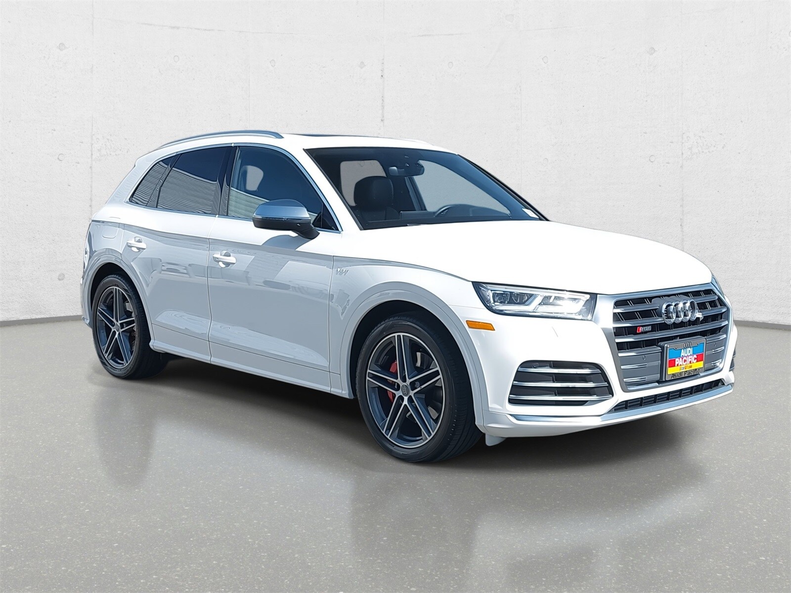 2018 Audi SQ5 Premium Plus photo 3
