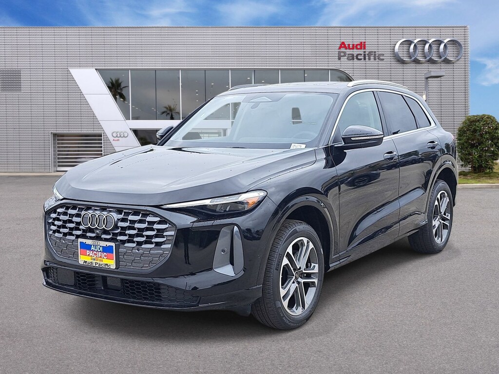 New 2026 Audi Q5 2.0T Premium SUV