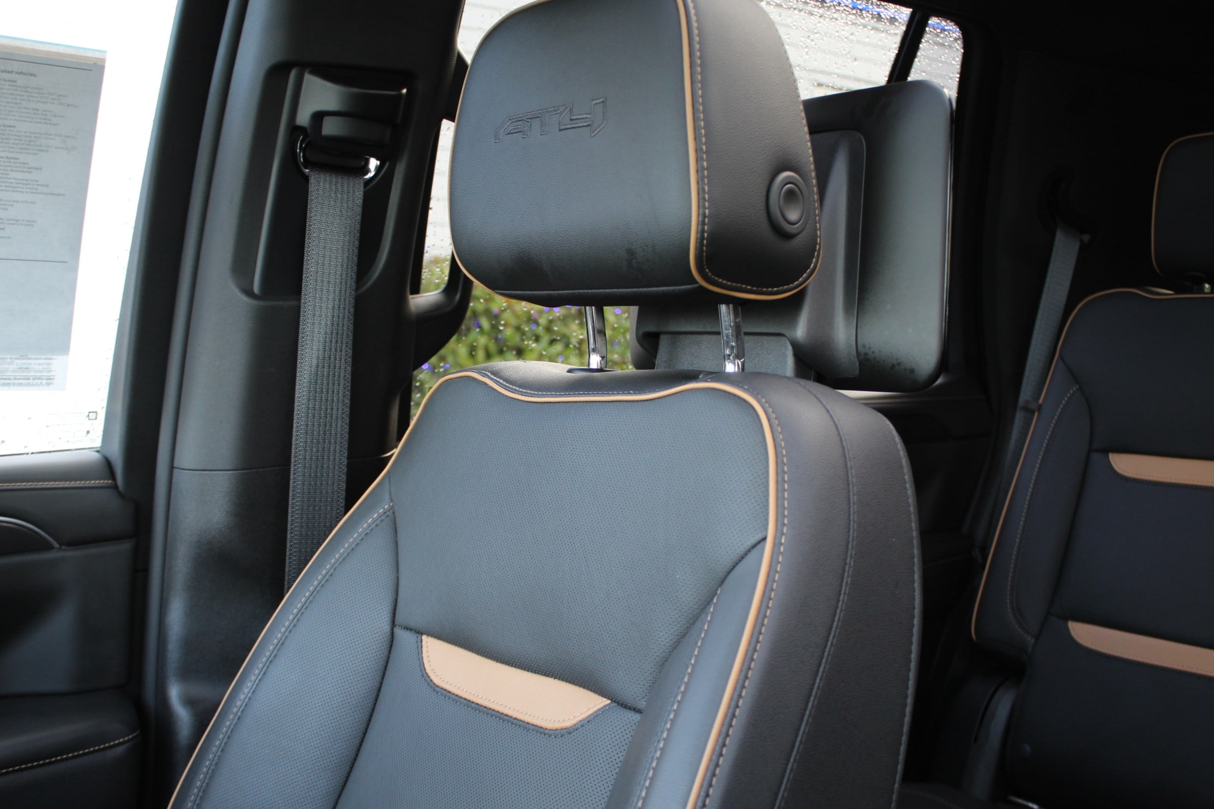 2021 GMC Yukon AT4 - Photo 41