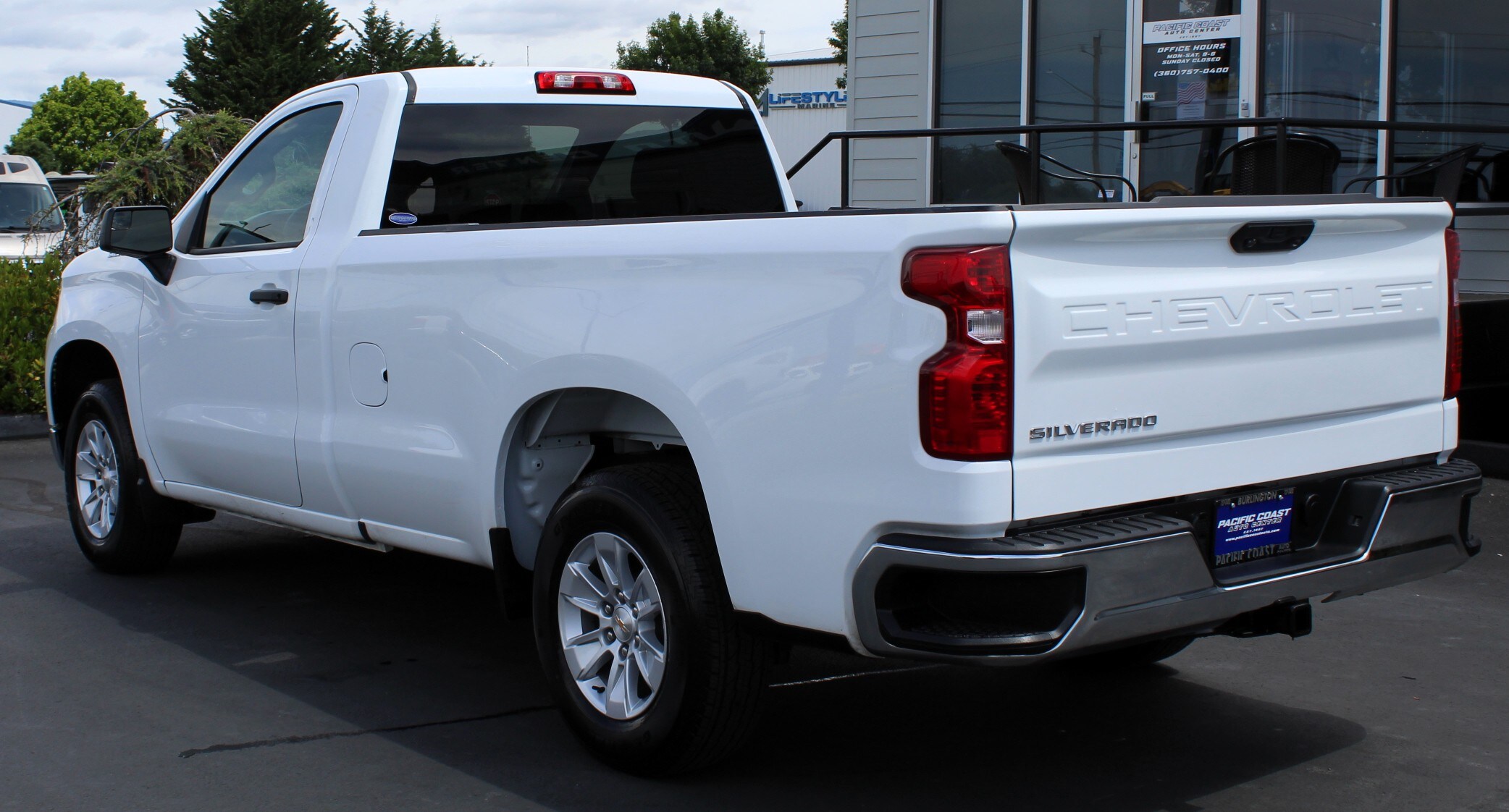 2024 Chevrolet Silverado 1500 Work Truck photo 3