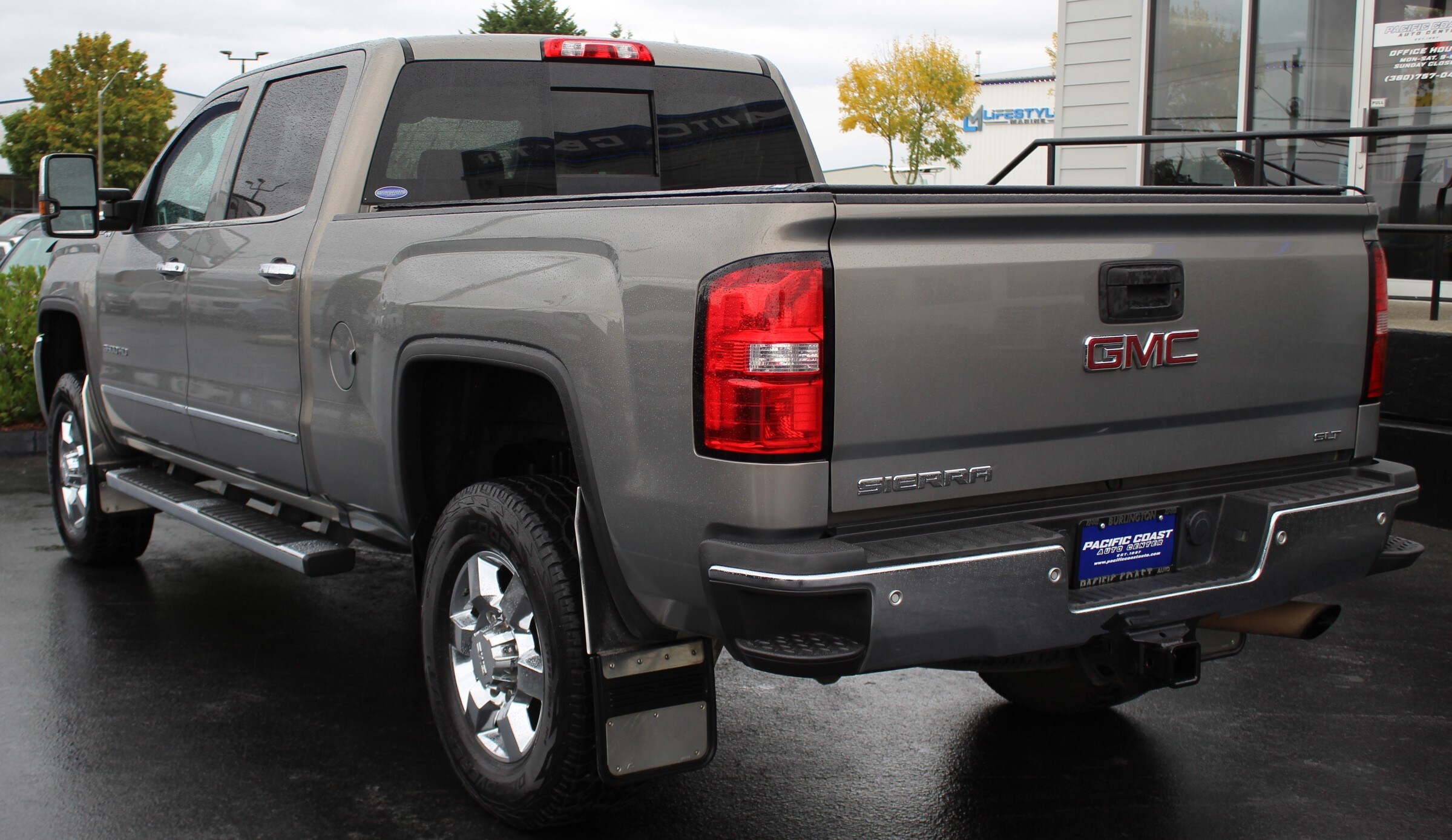 2017 Gmc Sierra SLT photo 3