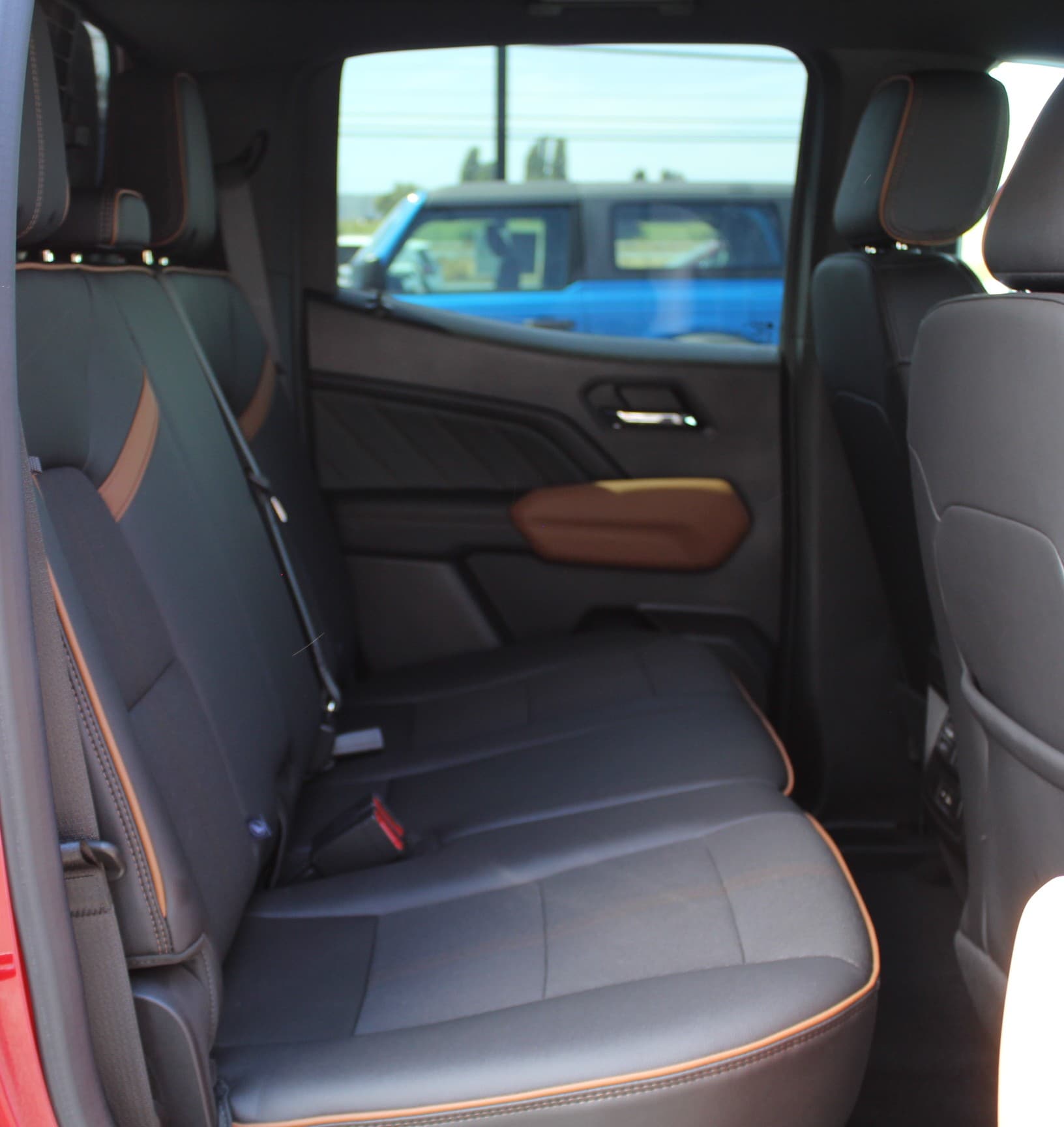 2023 GMC Canyon AT4 - Photo 24
