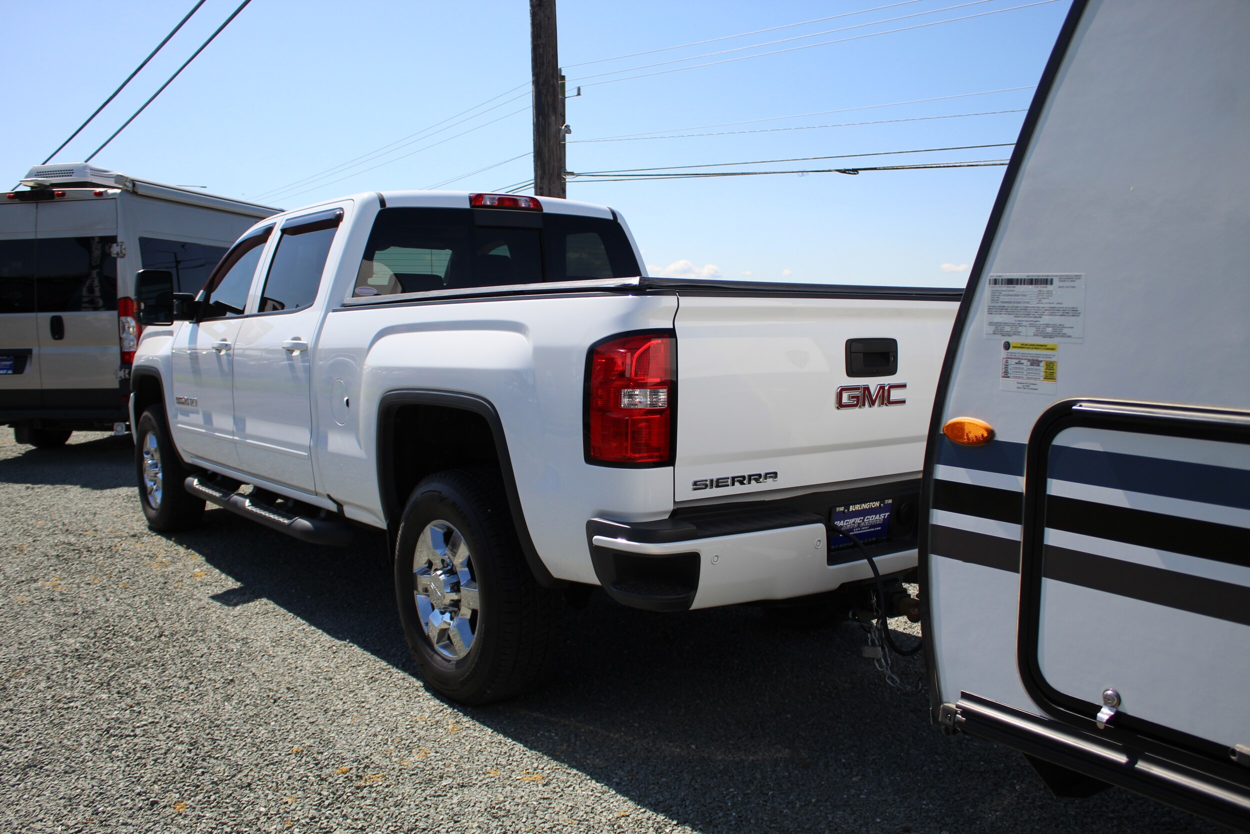 2019 Gmc Sierra HD SLT photo 3