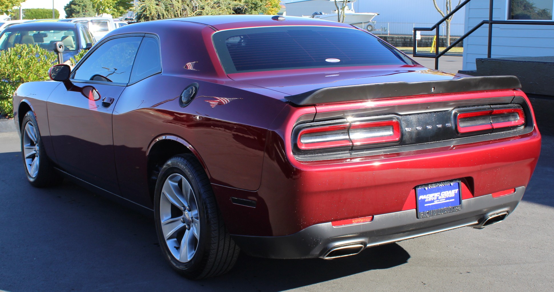 2019 Dodge Challenger SXT photo 3